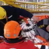 SPENCER SHELL REDNINGSBÅRE RØD