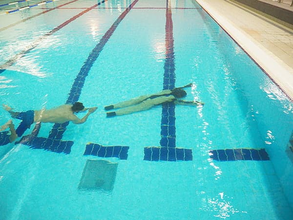 Ruth Lee Pool Rescue livredningsdukke